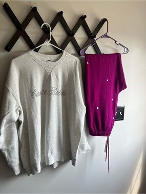 PINK Victoria's Secret Light Gray "Can't Relate" Crewneck Sweatshirt and Joggers